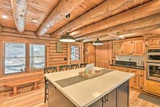 5 Mi to Hiking Custom Cabin with Deck in Arnold! - Arnold - 1