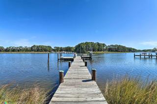Grasonville Home with Private Pool on the Water - 9