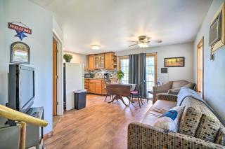 The Rockhouse Cottage with Deck on Tulsa Farm! - Tulsa - 7