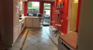 Schöne Große Wohnung, Terrasse, Kamin, Parkplatz, 2 Schlafzimmer - Greifswald - 7