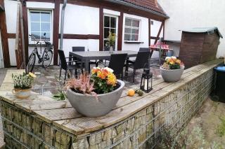 Schöne Große Wohnung, Terrasse, Kamin, Parkplatz, 2 Schlafzimmer - Greifswald - 4