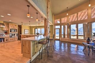 Luxe Twin Lakes House with Mountain and Lake Views! - Twin Lakes - 5