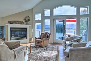 Lakefront Bolton Retreat with Balcony and Views! - Bolton Landing - 0