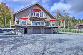 Lakefront Bolton Retreat with Balcony and Views! - Bolton Landing - 8