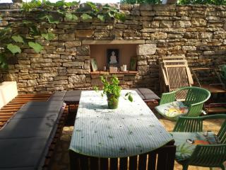 Stonehouse Zena with outdoor Kitchen and Garden - Jurići - 8