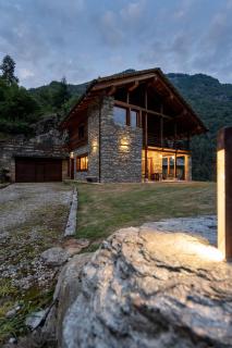 Chalet Walser immerso in una proprietà privata di 3000mq - 2