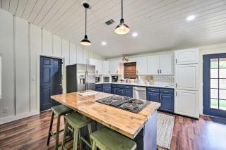 Modern Kilgore Home with Yard about 14 Mi to Lake! - Kilgore - 4