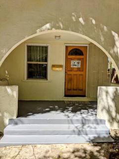 Susanville's cutest cottage 3 beds 1 bath sleeps 4 - Susanville - 9