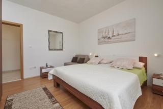 Apartments by the sea Okrug Gornji, Ciovo - 20055 - 1