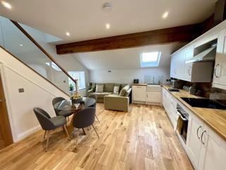 Apt D in Old Grade 2 Converted Farmhouse - Market Weighton - 3