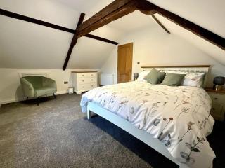 Apt D in Old Grade 2 Converted Farmhouse - Market Weighton - 2