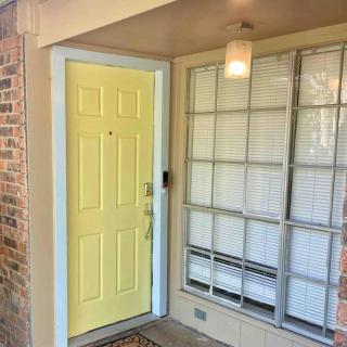 New! Fun just 20 min from Dallas 3-BRM Home - 1