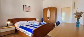 Apartment Close to the beach - Stari Grad - 5
