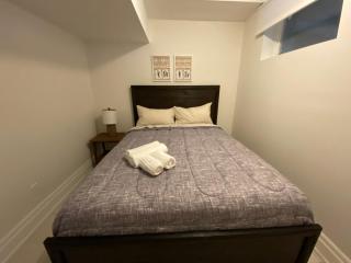 Yorkmills and Bayview !C Cozy & Stylish Private Bdr with Shared Bathroom - Toronto - 9