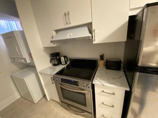 Yorkmills and Bayview !C Cozy & Stylish Private Bdr with Shared Bathroom - Toronto - 5