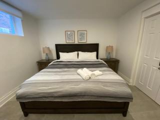 Yorkmills and Bayview !B Spacious and Stylish Private Bdr with Shared Bathroom - Toronto - 0