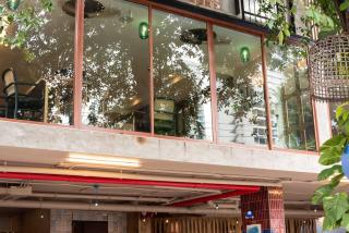 Tints of Blue Hotel - 9