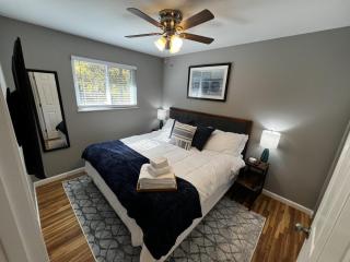 411 San Juan Recently Renovated 2 Bedroom TownHome - St. Charles - 4