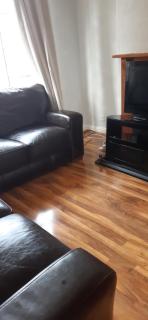 Our Guests Are Royal (EL) Wellingborough - Wellingborough - 5