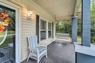 Burgaw House with Large Covered Porch and Swing! - - 9
