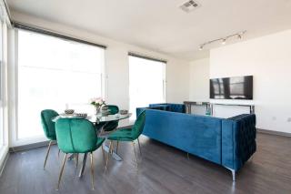 Centrally Located Apartments with Free parking - 9