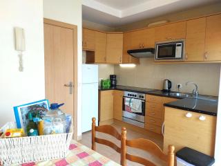 Litha House, 3 Bed Holiday Home set Over 3 Floors 5 Mins From Beach and all Amenities - Caleta De Fuste - 3