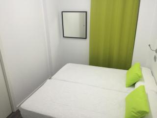 Chameleon Youth Hostel Alicante - 8
