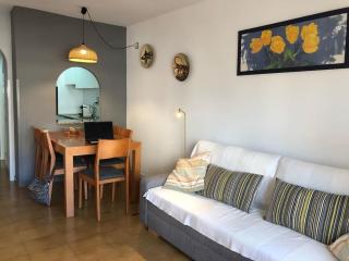 Pis a tocar de la platja amb wifi i parking inclòs - Calafell - 8