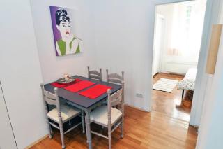Charming Apartment - Zagreb - 6