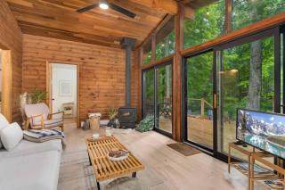 Black River Haus - Scandinavian Riverfront Cabin Muskoka - 0