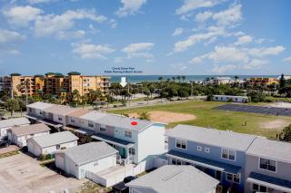Seaglass Shores, steps to the beach - Cape Canaveral - 5