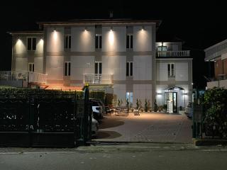 Hotel La Quercia - Mozzo - 9