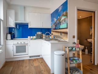 The Shiny Pebble, 5* ground floor.Coastal retreat. - Southwold - 7