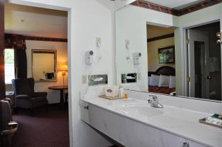 Days Inn & Suites by Wyndham Siler City - Siler City - 9