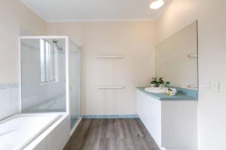 Heart of McKinnon Units by Ready Set Host - 7