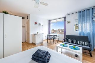 Solaz-Andaluz City Center Apartment BY NAMASTE ELITE - Torremolinos - 0