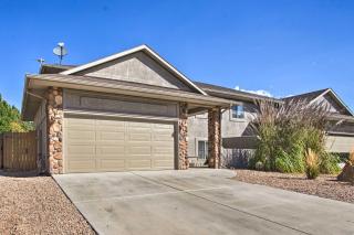 Pet-Friendly Grand Junction Townhome with Yard! - Grand Junction - 0