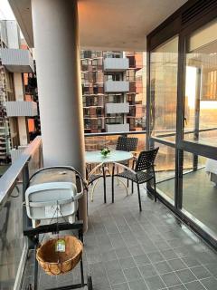 17 Floor Waterfront Apartment Docklands 2BR 2Car - 7