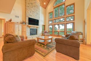 Spacious Panoramic Deep Creek Lodge - Oakland - 6