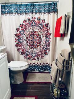 Ruskin FL 2 bdrm 1 bath suite, shared common areas - 3