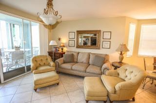 Captains Bay 403 - 9