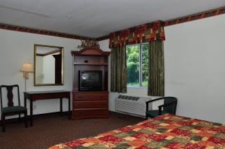Days Inn & Suites by Wyndham Siler City - 4