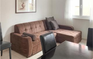 Beautiful Apartment In Biograd Na Moru - Biograd na Moru - 8
