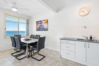 Little Hut Unit 3 20 Kurrawa Close - Nelson Bay - 7