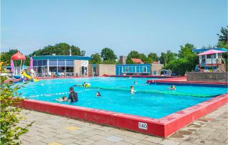 Gorgeous Home In Heinkenszand With Wifi - 2