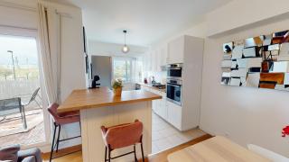 Live Like a Local Stylish 2BR with Balcony & Parking - 3