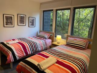 Circuit Beach House - a piece of paradise! - Surf Beach - 3