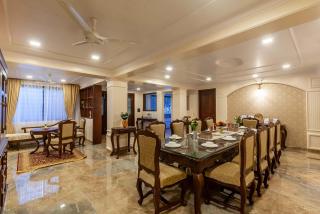 StayVista's Lake La Vie - Tranquil Lake-View Villa Amidst Farmland with Pool and Poolside Gazebo - Proximity to Sula - Nashik - 4