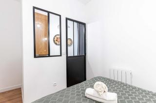 146 - Urban Cosy Flat in Paris - Parijs - 8