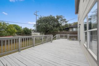 RF Live Oak San Antonio Private Backyard 3BR and 2BA - San Antonio - 3